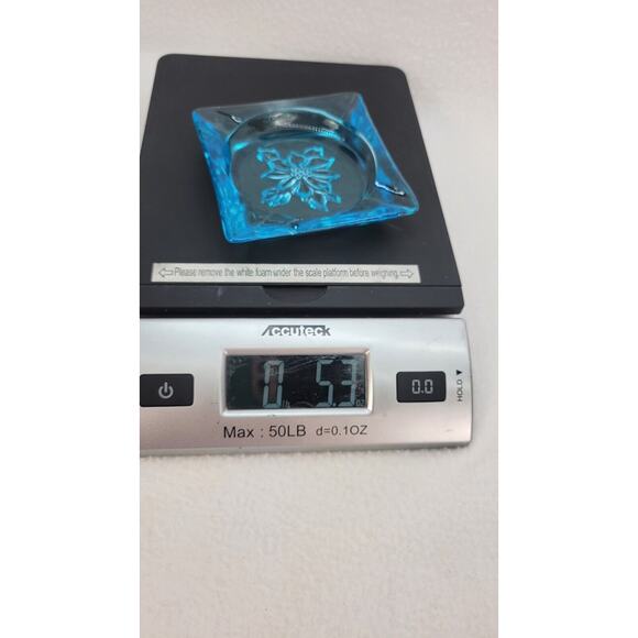 Vintage Embossed Flower Square Glass Aquamarine Blue Ashtray MCM - Picture 4 of 4